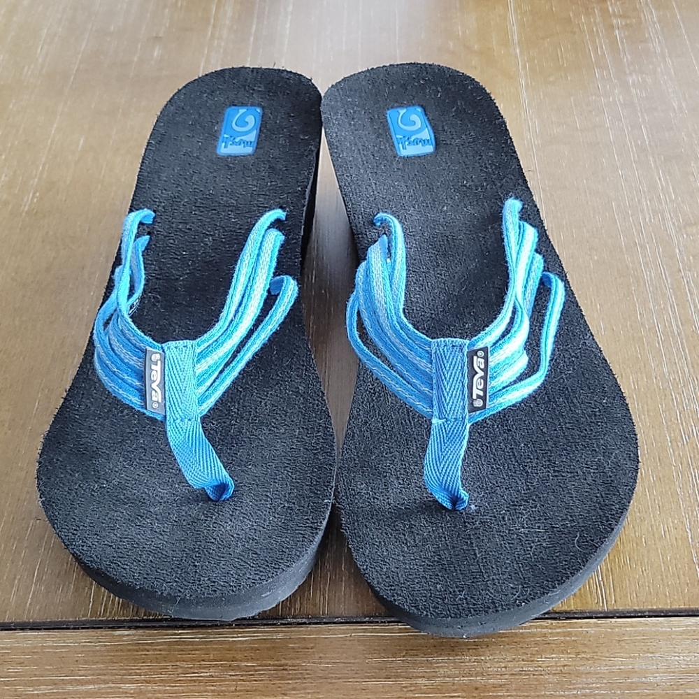 Teva foam flops